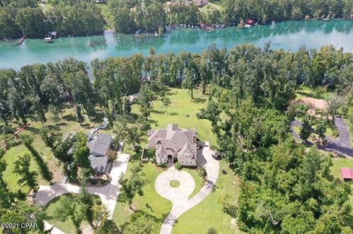 2728 Indian Springs Rd, Marianna, FL 32446-6889