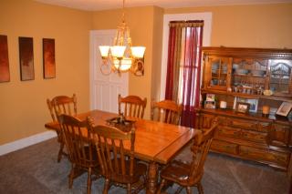 28 Clay St, Brookville, OH 45309-1433