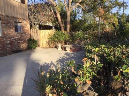 283 Montecito Ave, Sierra Madre, CA 91024-1848