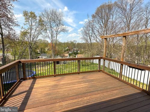 13333 Millwood Dr, Woodbridge VA  22191-1928 exterior