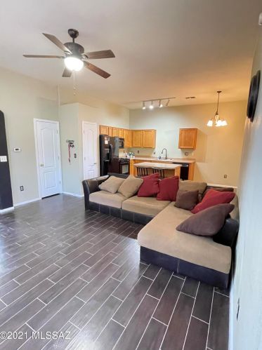 2153 Calle Sierra Del Manantial, Tucson, AZ 85706-5079