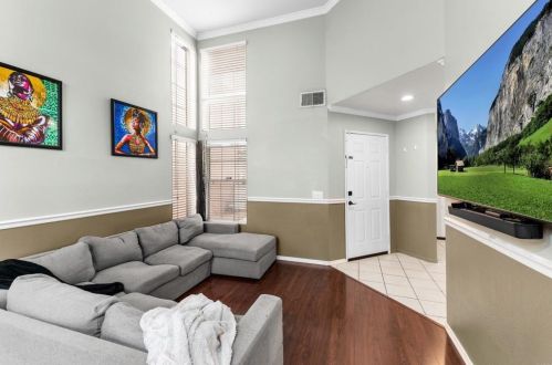 44674 Arbor Ln, Temecula CA  92592-5859 exterior
