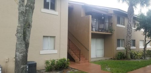 1141 Lake Victoria Dr, West Palm Beach, FL 33411-3266