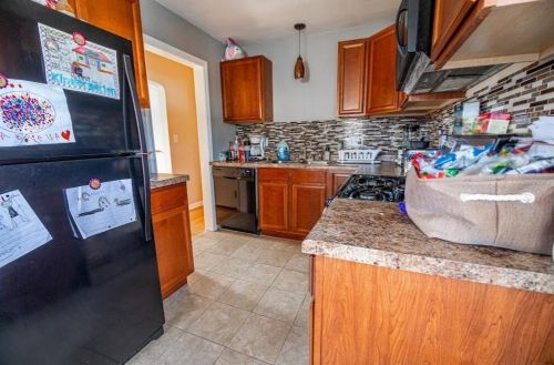 7735 20th Ave, Kenosha WI  53143-5816 exterior