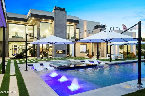 10019 57th St, Scottsdale AZ  85253-1137 exterior