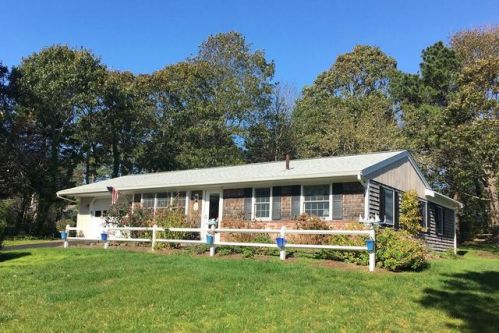 192 Shane Dr, Chatham, MA 02633-1951