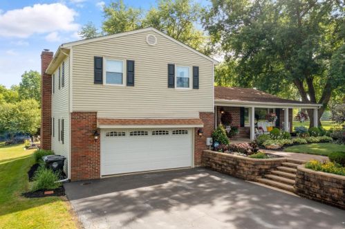 2536 Wayne Rd, Wilmington, OH 45177-1191