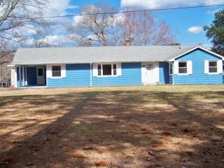 238 Roberts Rd, Newport, NC 28570-7932