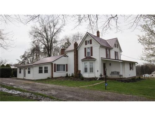 496 Cherry Hill Rd, Greenville, PA 16125-3222
