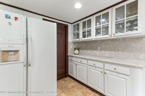 25 Schanck St, East Freehold NJ  07728-1844 exterior