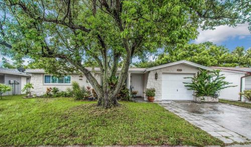 4625 Madison St, New Port Richey, FL 34652-4754