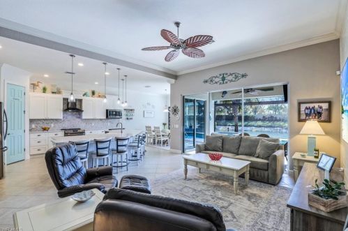 26323 Stonewall Ln, Bonita Springs, FL 34135-5090