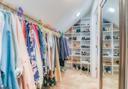 30 Munsee Dr, Cranford NJ  07016-3460 exterior