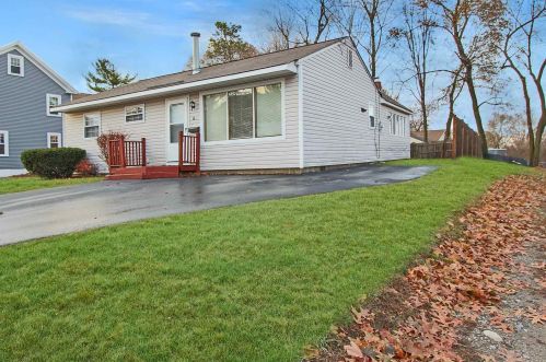 14 Montgomery Ave, Nashua, NH 03060-5008