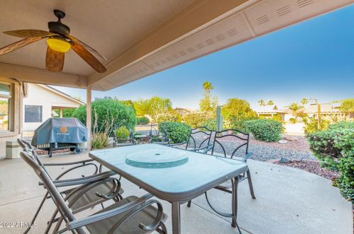 20019 146th Dr, Sun City AZ 85375-6126 exterior