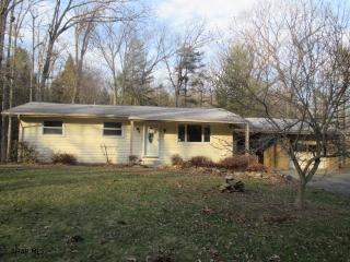 1138 Hoovers Ln, Birmingham, PA 16686-8411