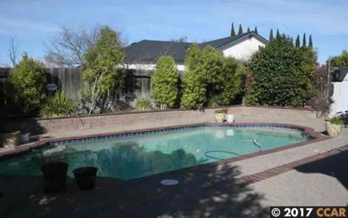 1351 Gamay Cir, Oakley, CA 94561-1935