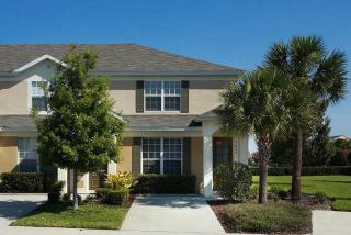 7653 Fitzclarence St, Kissimmee, FL 34747-2107