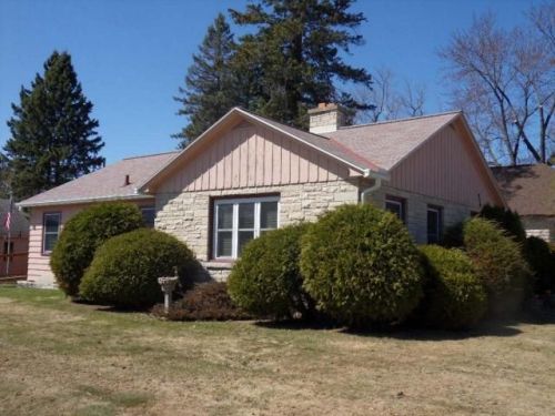 920 Dorr Ave, Woodboro, WI 54501-3903