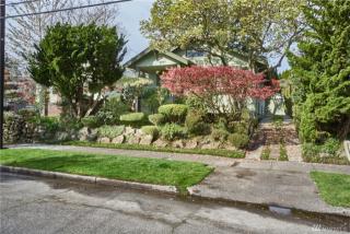 6707 Fremont Ave, Seattle, WA 98103-5330