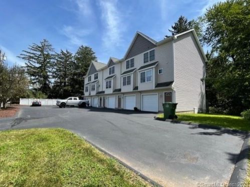 25 Silver St, Middletown CT 06457-3826 exterior