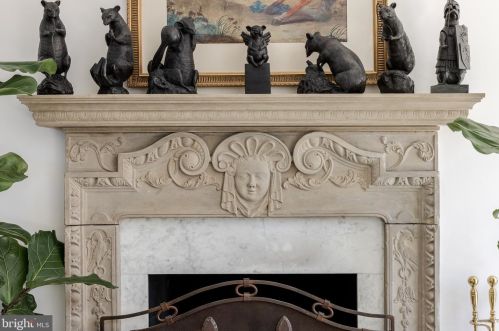 3210 R St, Washington DC  20024-3419 exterior