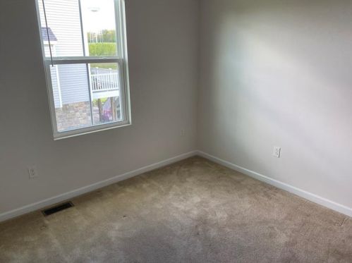 120 Leslie Farms Dr, Evans City PA  16033-4722 exterior