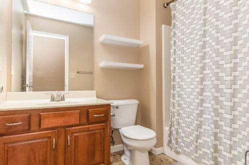 7564 Thunder Ridge Dr, Florence KY  41042-8268 exterior