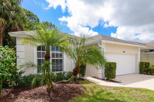 202 Zanzibar Pl, Fort Pierce, FL 34986-1754