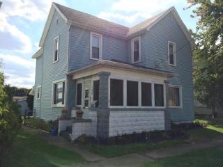 132 1st St, Strasburg, OH 44680-1147