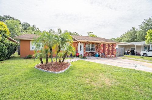 63 Channing Ave, Orlando, FL 32811-3817