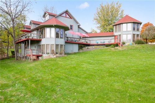 8629 Fawn Lake Cir, Indianapolis, IN 46278-9776