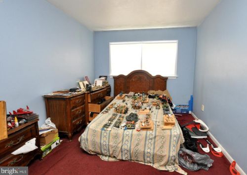 408 Latona Ave, Trenton NJ 08618-2716 exterior