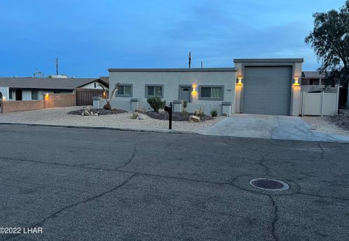 2135 Senita Dr, Lake Havasu City, AZ 86403-5725