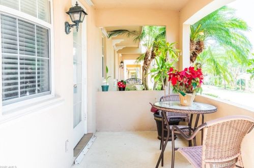 8113 Chianti Ln, Naples, FL 34114-2621