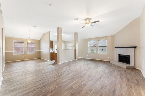 927 Cedar Creek Dr, St Paul, TX 75098-6980