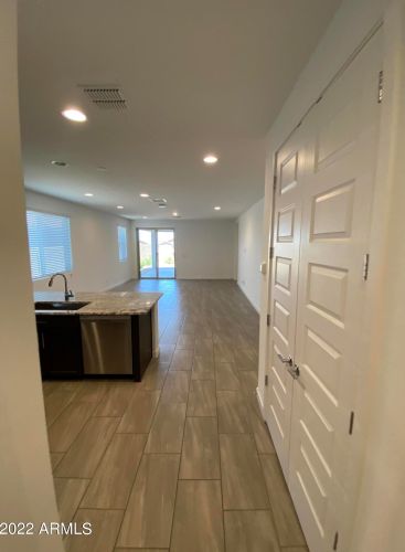 2216 Dunbar Dr, Phoenix, AZ 85041-5799