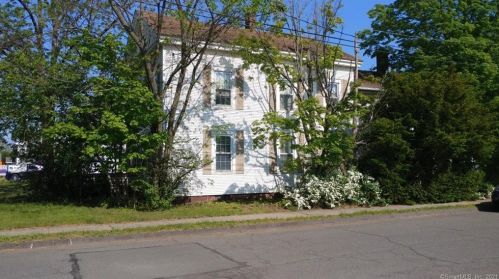 110 Main St, Plainville CT  06062-1943 exterior