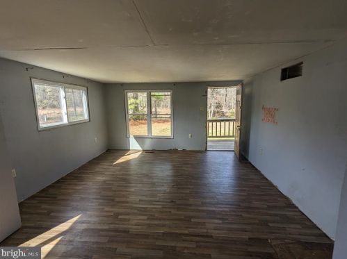 7891 Fredericks Hall Rd, Mineral VA  23117-4322 exterior