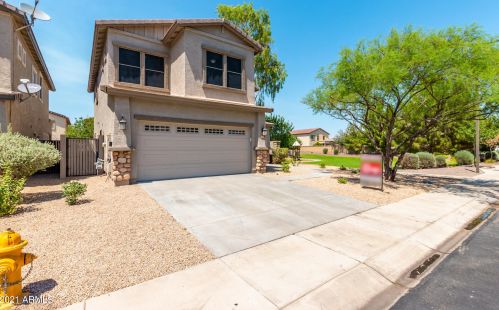 17640 Young St, Sun City, AZ 85388-3129
