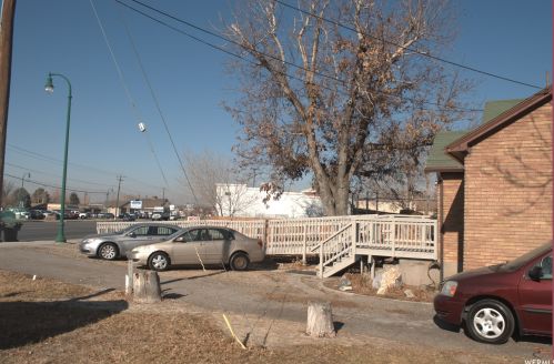 1664 State St, Orem, UT 84057-8007
