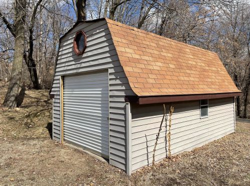 29117 Lake Ave, Paynesville MN  56362-9761 exterior