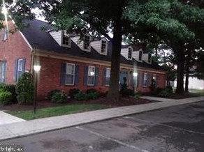 211 Oberlin Ter, Lansdale PA 19446-4962 exterior