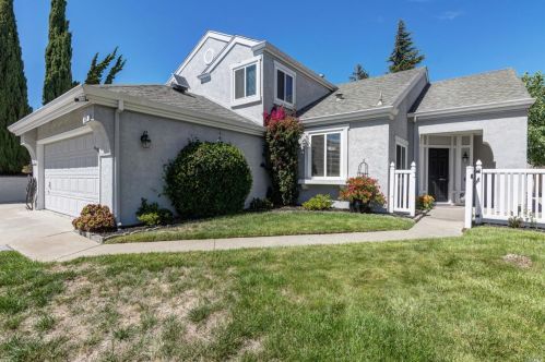 529 Fuchsia Dr, Benicia CA  94510-3730 exterior