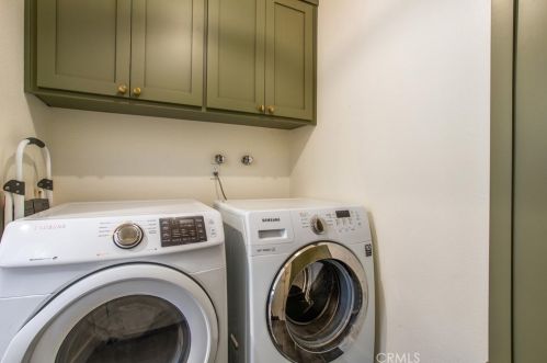 237 Eucalyptus Dr, Redlands CA  92373-7122 exterior