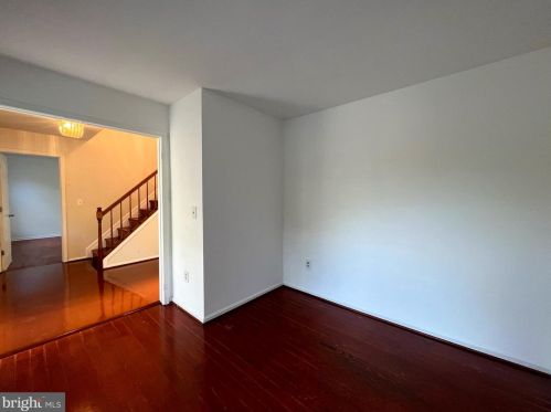 1408 Golf Course Dr, Bowie MD  20721-2330 exterior