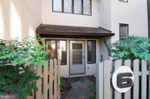 10 Llanfair Rd, Ardmore, PA 19003-2325