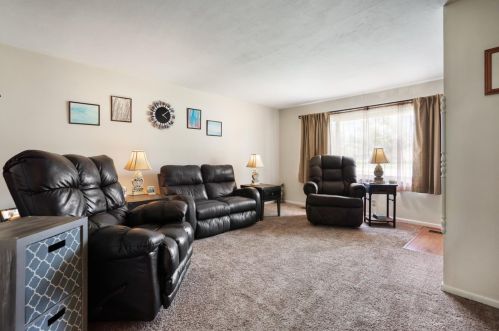 1774 Wayne Rd, Wilmington OH  45177-1050 exterior