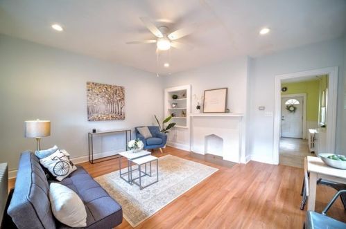 3942 Howley St, Pittsburgh, PA 15224-1417