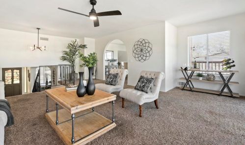 1171 Sunset Dr, Vista CA  92081-7407 exterior